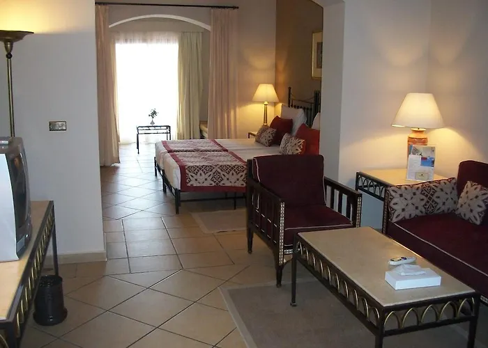 Resort Jaz Makadi Saraya 5*